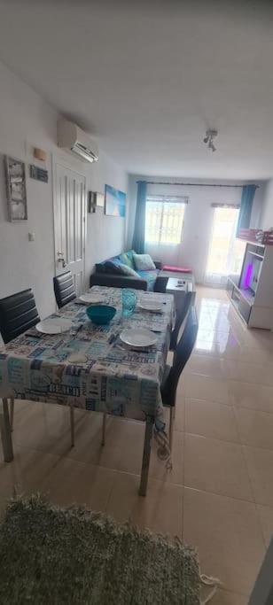 Bungalow Avec Piscine Torrevieja Buitenkant foto