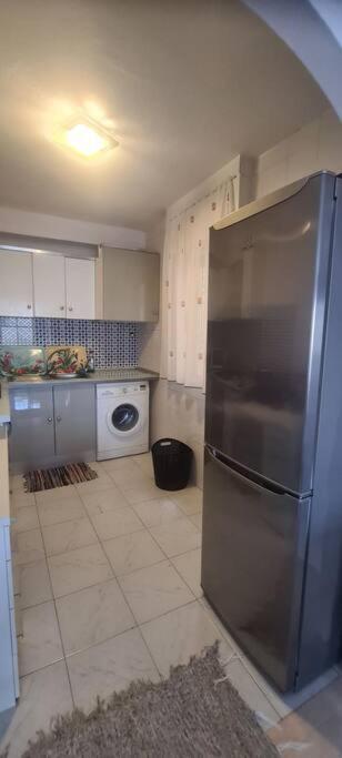 Bungalow Avec Piscine Torrevieja Buitenkant foto