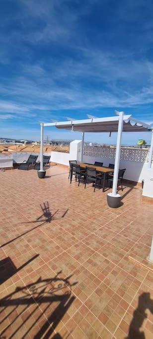 Bungalow Avec Piscine Torrevieja Buitenkant foto